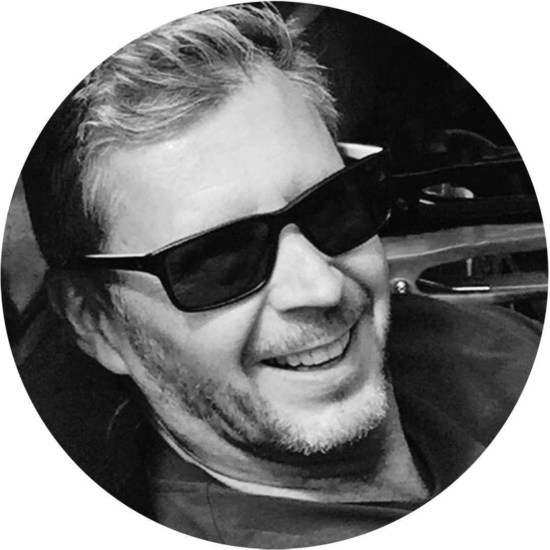IAN HOWE